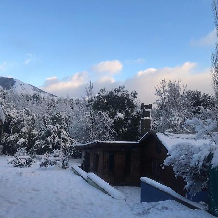 Cuatro Cerros Hostel San Carlos de Bariloche Ngoại thất bức ảnh